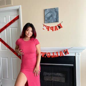 sexythangyang leaked|Kimberly Yang aka sexythangyang OnlyFans leaked video。